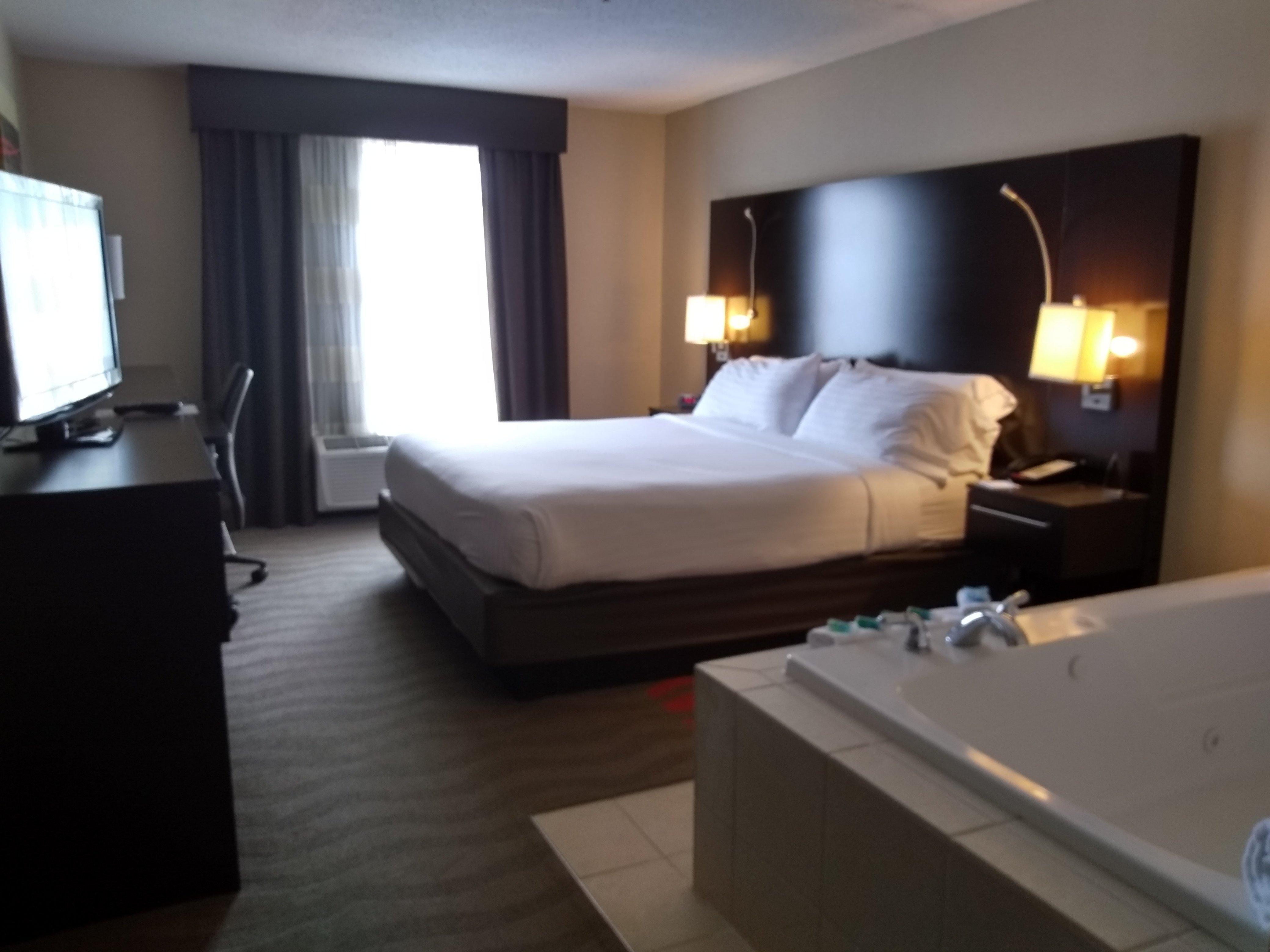 Holiday Inn Express Hotel & Suites Waterford By Ihg Exterior foto